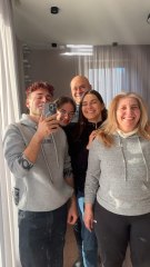 Je fais lire des mots français 🇫🇷 à ma famille BULGARE ! 😂🇧🇬