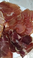 Jamón castañas, lomo y cecina