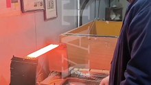 Power-on test：the worker is testing the carbon fiber infrared heater ir heat lamps
