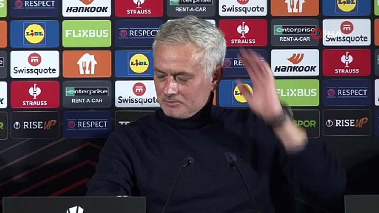 Lyon beraberliği sonrasında Jose Mourinho'dan hakemlere olay tepki
