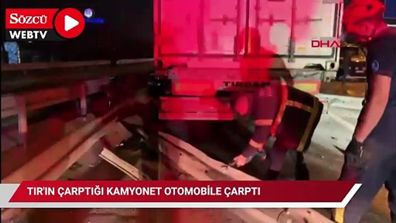 Gebze'de akıl almaz kaza! TIR'ın çarptığı kamyonet otomobile çarptı