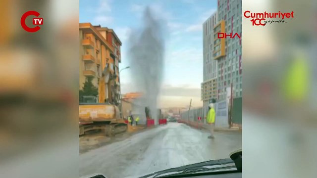Su borusu patladı, tazyikli su metrelerce yükseğe fışkırdı!