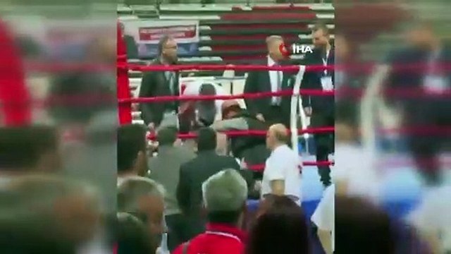 Kick Boks Maçında Kavga Ring Dışına Taştı: 1’i Hakem 2 Yaralı