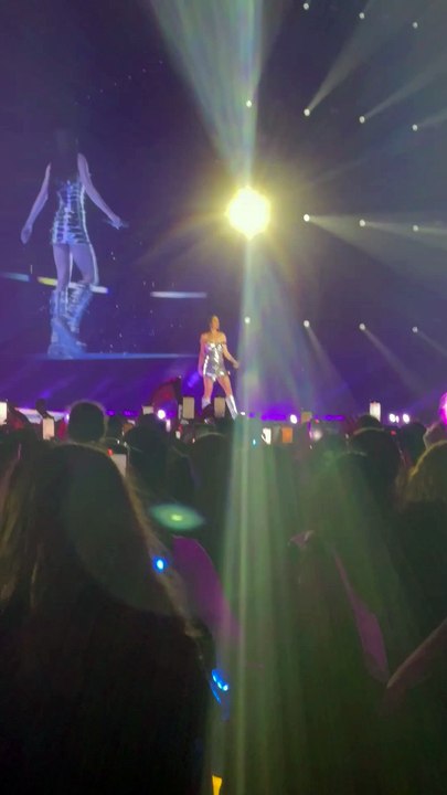 Katy Perry lors du "Gala des pièces jaunes, le concert évenement" à La Défense Arena à Nanterre le 23 janvier 2025. Le gala des Pièces Jaunes 2025 sera diffusé le 28 janvier, sur France 2 et sur la plateforme France.Tv.© Bestimage