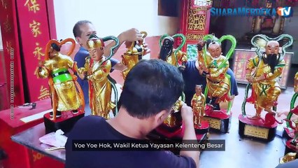 Jelang Imlek Klenteng Tay Kak Sie Semarang Bersih-bersih Altar dan Patung Dewa Dewi