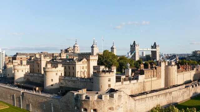 Look Around London - Tower of London