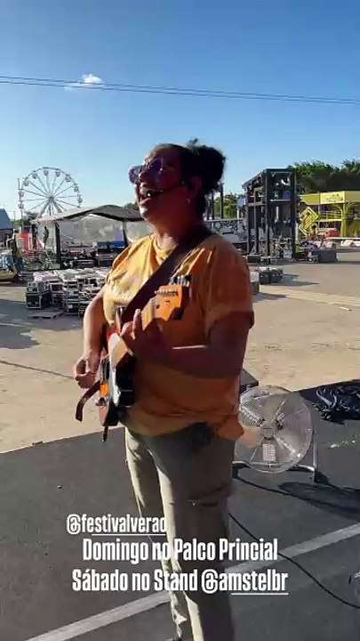 Sambaiana mostra ensaio para o Festival de Verão de Salvador