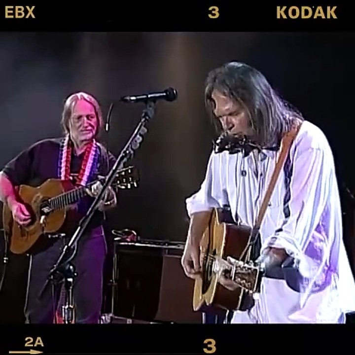 Neil Young _ Willie Nelson Heart Of Gold (Live at Farm Aid 1995)