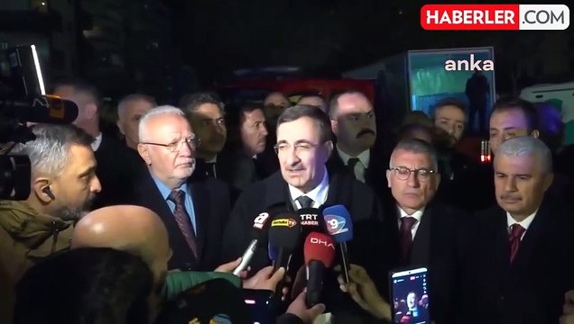 Konya'da Çöken Bina İçin Arama Kurtarma Çalışmaları Devam Ediyor
