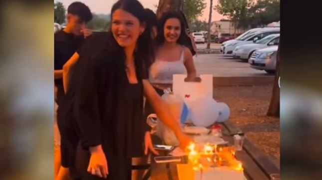 Oteldeki yangın faciasında ölen Şevval'in son doğum günü kutlaması