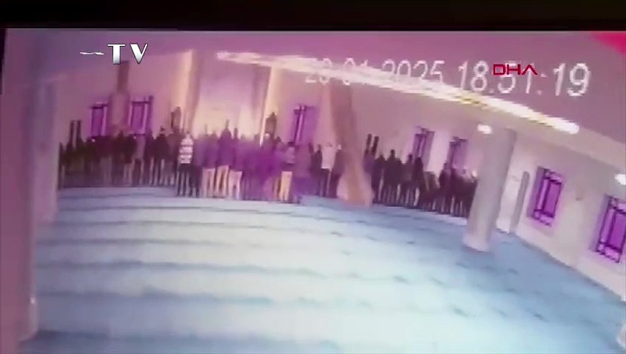 Ölümün böylesi: Namaz sırasında kalp krizi geçirip vefat etti