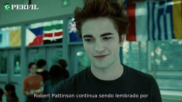 Robert Pattinson e Jinyoung revelam segredos nos bastidores do KCON 2025 em duas cidades!