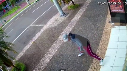 Ladrão atira pedra contra vidraça de loja, furta dinheiro, mas é preso pela PM