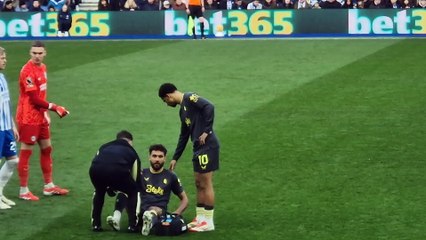 Calvert-Lewin Suffering Hamstring Injury During Brighton Match ⚽