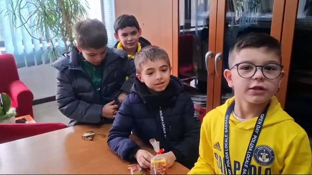 Open Day della polizia locale, il comando di via Carlo Felice invaso da centinaia di bambini