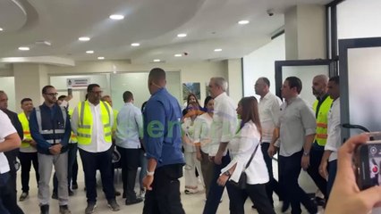 Abinader realiza supervisión a nuevo Hospital SFM