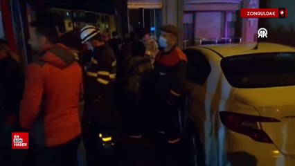 Zonguldak'ta freni boşalan midibüs apartman boşluğuna düştü