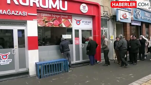 Sivas'ta Et ve Süt Ürünleri İçin Zam Söylentisi Kuyruk Oluşturdu