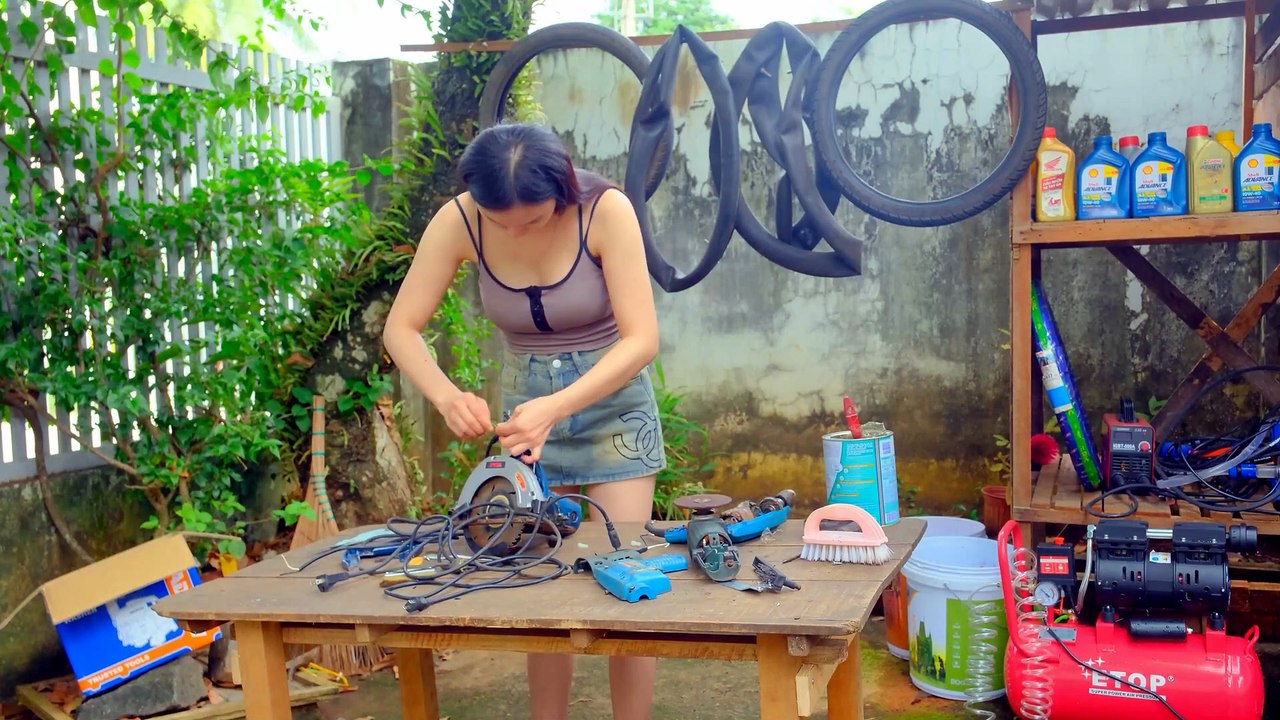 Car Wash and Engine Oil Change with Phan Kim Lien 2k4