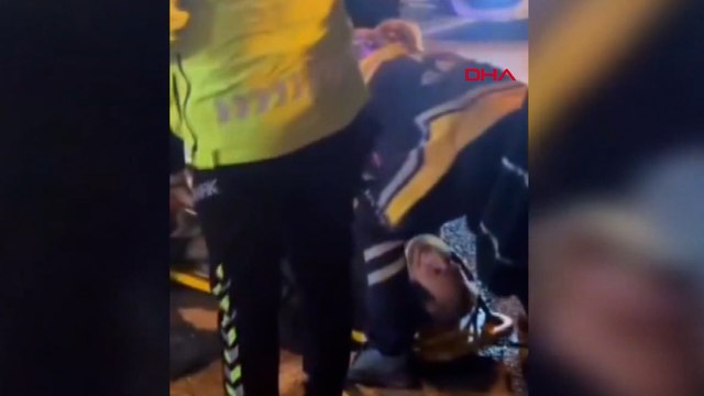 Bakırköy’de yolun karşısına geçerken otomobilin çarptığı kişi yaralandı