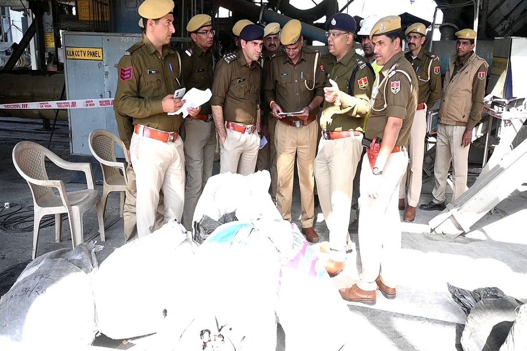 नशीले मादक पदार्थों के खिलाफ करवाई: 2821 किलो डोडाचूरा सहित भारी मात्रा में नशीले पदार्थ किए नष्ट