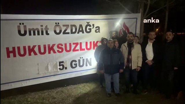 Zafer Partililerin Silivri Cezaevi önüne kurduğu çadır, İstanbul Valiliği'nin talimatıyla söküldü