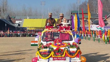DDC Chairperson Ganderbal Unfurls National Flag on 76th Republic Day