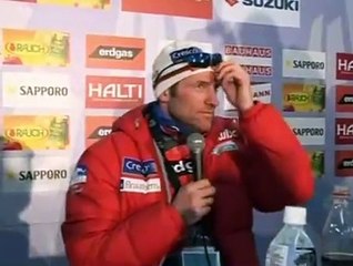 Norwegian winter olympian getting question in japanese