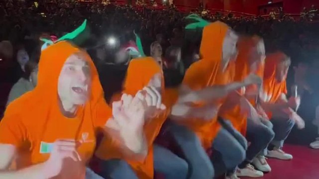 Finale Australian Open, esplosione di gioia al Teatro Regio di Torino: applausi e cori per Sinner