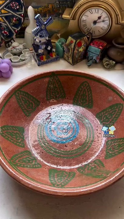 Khalifa Nan Khatai RecipeSweater Weather Episode 6 - Khalifa NanKhatai &3-4 cup melted ghee3-4 cup caster sugar (pissi hui cheeni)1 pinch Salt1-4 tsp baking soda1 tsp baking powder2 tosp gram flour (besan)1.5 cup flou