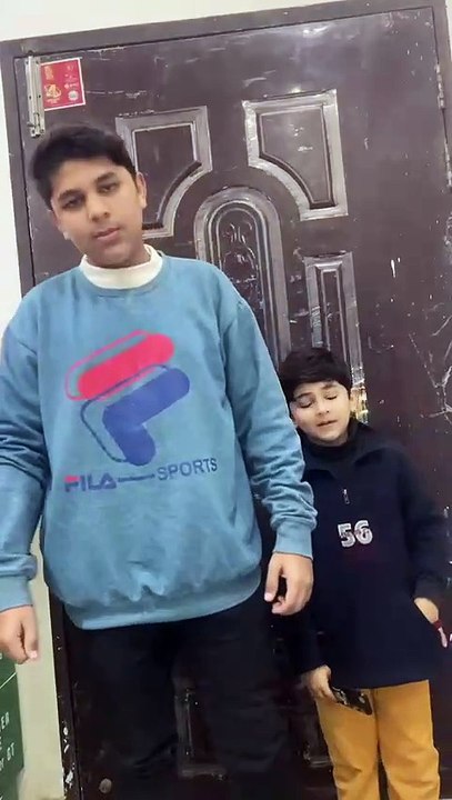 Dookhi insaan
