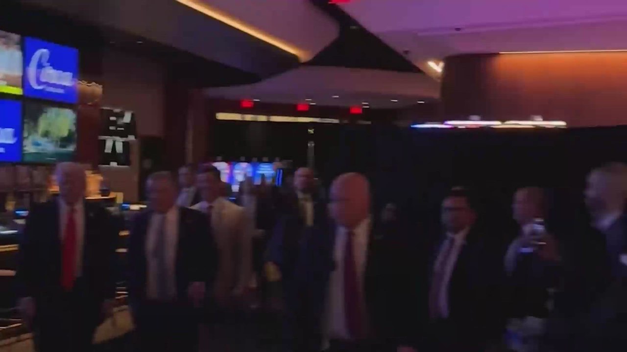 Donald Trump sparks 'USA' chants as he steps onto Las Vegas casino floor