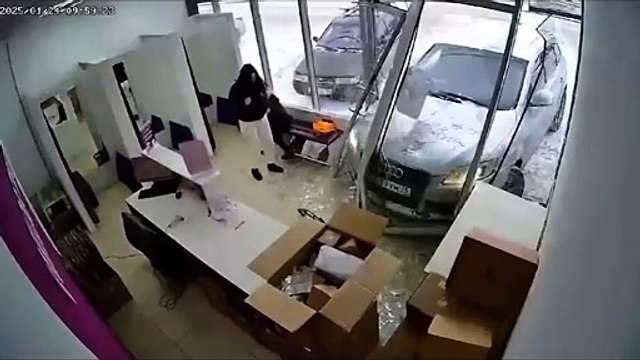 Ce conducteur a confondu le frein et l'accélérateur