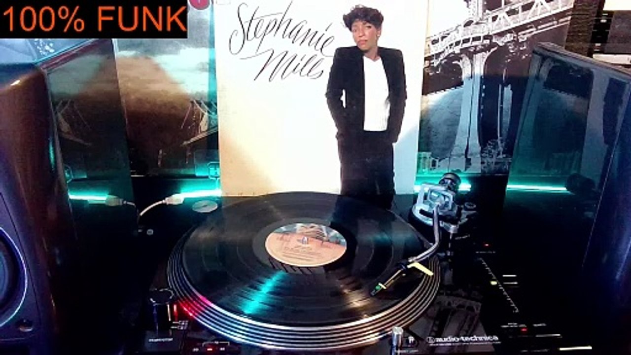 STEPHANIE MILLS - try my love (1980)