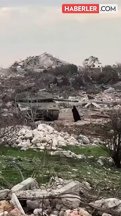 Lübnanlı kadın tankların önüne geçip İsrail askerlerine meydan okudu