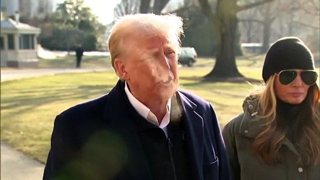 Trump anuncia sanções à Colômbia após Petro recusar voos militares com migrantes deportados