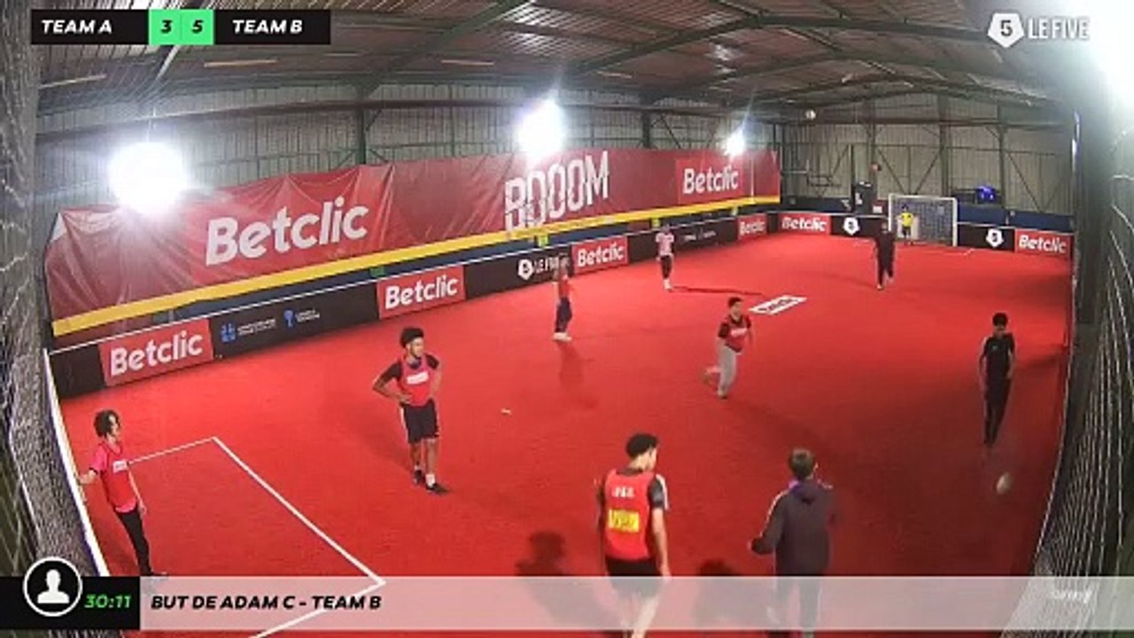 But de Adam C - Team B