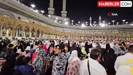 Miraç Gecesi'nde Kabe'de İbadet Coşkusu
