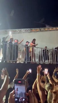FV25: Energia de gostosa! De vestidinho curto, Ivete Sangalo é ovacionada pelos fãs e sacode Festival de Verão