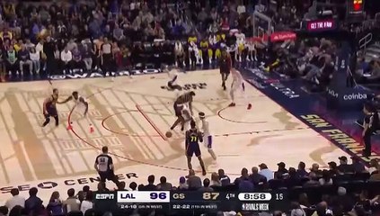 LAKERS BEAT WARRIORS