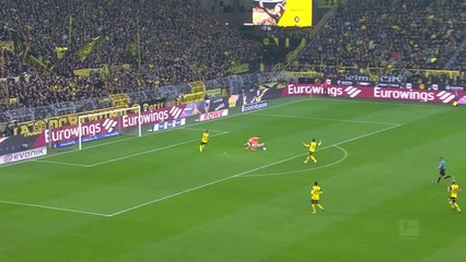 10-man Dortmund let two-goal lead slip