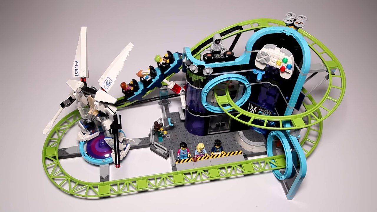 Lego City 60421 Robot World Roller Coaster with Power Functions Speed Build