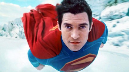 SUPERMAN "Superman vole" Teaser (2025)