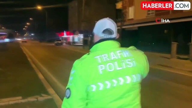 Karaman'da Trafik Kazasında Polis Memuru Ölümden Döndü