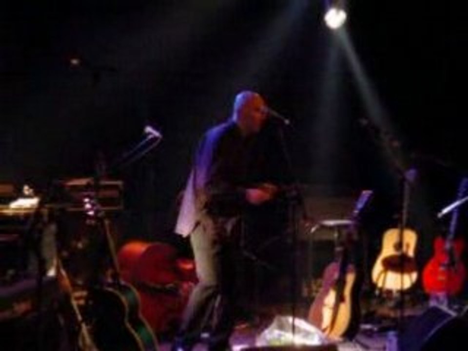 Quel jeu de scène ! - L'europeen, avril 2002