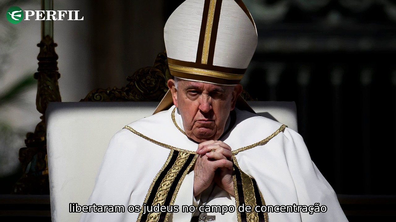 "Surpresas e reflexões: Papa pede memória do Holocausto, estátua grega encontrada em lixo e lança-chamas nas ruas."