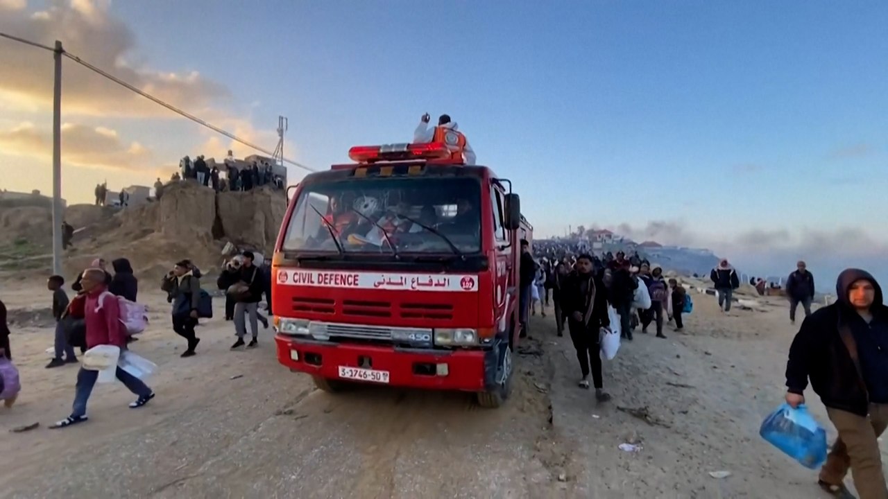 « Nous n'avons pas de vie en-dehors de Gaza » : des Palestiniens regagnent le nord du territoire