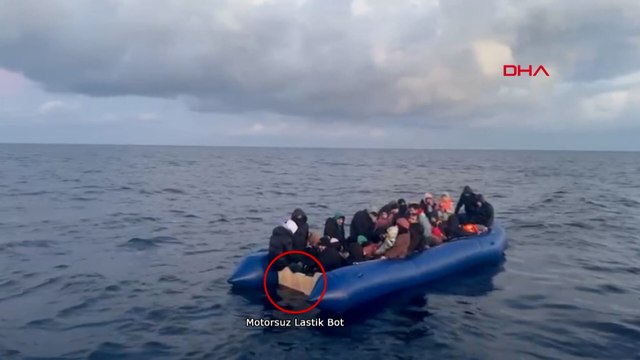 Çanakkale'de Yunanistan'ın geri ittiği 24'ü çocuk 46 göçmen kurtarıldı