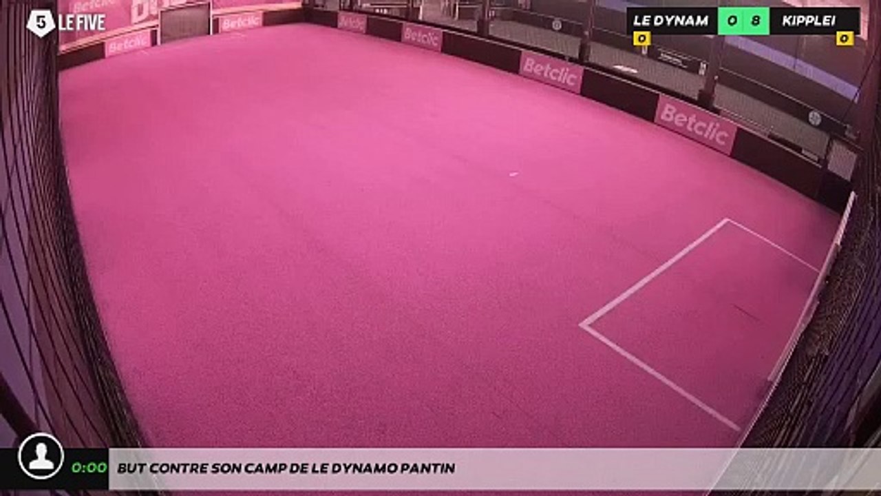 But contre son camp de Le Dynamo Pantin