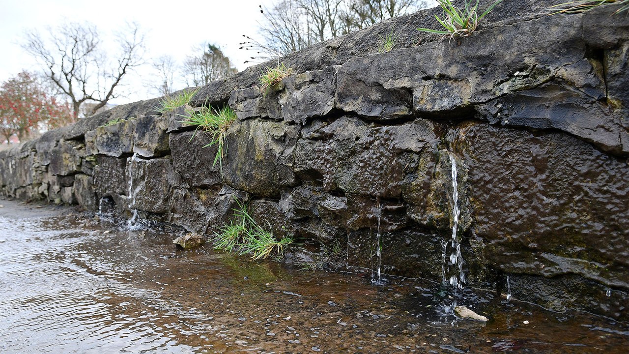 Gartcows Road Water Problem At Blinkbonny Park